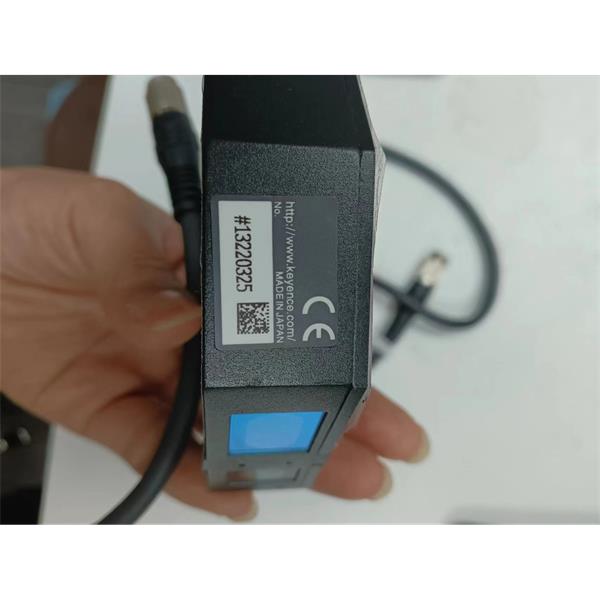 日本KEYENCE基恩士LK-G5000高精度CMOS激光位移傳感器感測頭H150